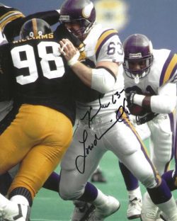 Autographed KIRK LOWDERMILK  8X10  Minnesota Vikings Photo