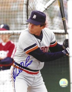 AUTOGRAPHED DARRELL EVANS 8X10 Detroit Tigers Photo