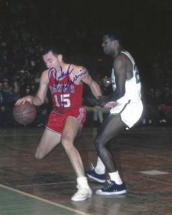 Autographed RICHIE GUERIN 8x10 ST. LOUIS HAWKS photo