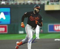 AUTOGRAPHED EMMANUEL RIVERA 8X10 Baltimore Orioles Photo