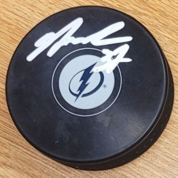 AUTOGRAPHED YANNI GOURDE Tampa Bay Lightning Hockey Puck