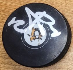 Autographed EVGENI MALKIN Pittsburgh Penguins Hockey Puck