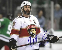 Autographed DEREK MACKENZIE 8x10 Florida Panthers Photo