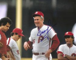 AUTOGRAPHED DALLAS GREEN 8x10 Philadelphia Phillies Photo