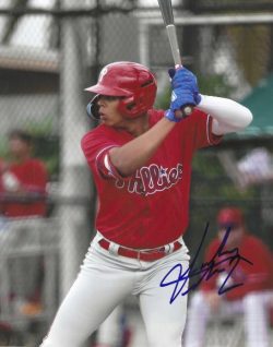 AUTOGRAPHED LEANDRO PINEDA Philadelphia Phillies 8x10 Photo
