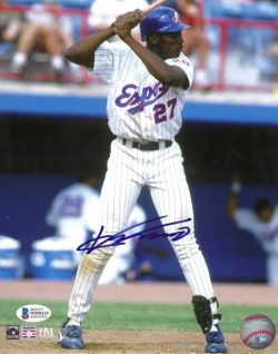 Autographed VLADIMIR GUERRERO Montreal Expos 8X10 photo Beckett