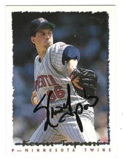 Autographed KEVIN TAPANI Minnesota Twins 1995 Topps Card