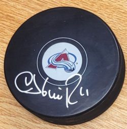 Autographed DARIUS KASPARAITIS Colorado Avalanche Hockey Puck