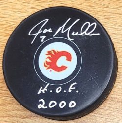 Autographed JOE MULLEN "HOF 2000" Calgary Flames Hockey Puck JSA