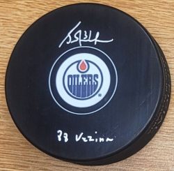 Autographed GRANT FUHR "88 Vezina" Edmonton Oilers Hockey Puck JSA