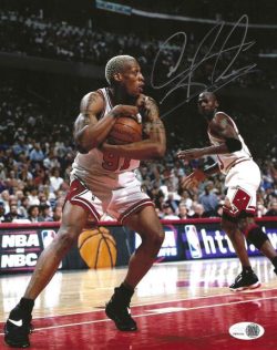 Autographed DENNIS RODMAN 8x10 Chicago Bulls photo JSA
