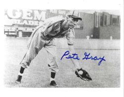 AUTOGRAPHED PETE GRAY 8X10 St. Louis Browns Photo