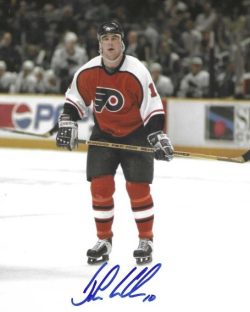 Autographed JOHN LECLAIR 8X10 Philadelphia Flyers Photo