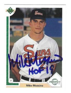 Autographed MIKE MUSSINA "HOF 19" Baltimore Orioles 1991 Upper Deck Card