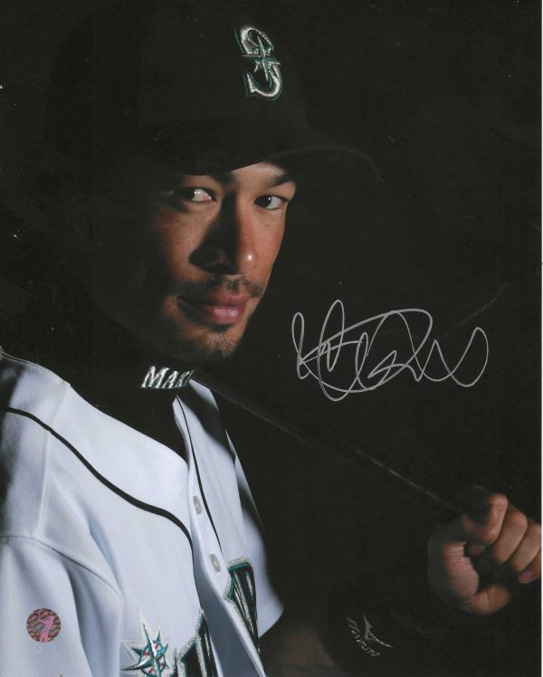 AUTOGRAPHED ICHIRO SUZUKI 8X10 Seattle Mariners Photo HOF