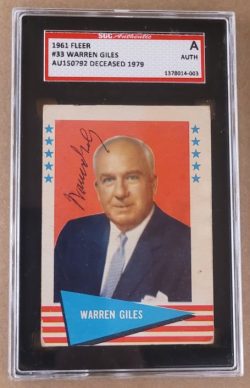 Autographed WARREN GILES 1961 Fleer Card SGC Slabbed