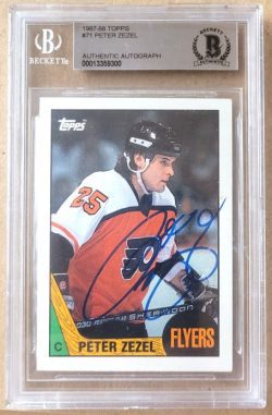 Autographed PETER ZEZEL Philadelphia Flyers 1987-88 Topps card #71 Beckett Slabbed