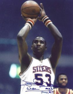 Autographed DARRYL DAWKINS 8X10 Philadelphia 76ers Photo