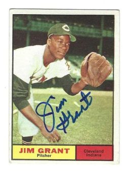 Autographed JIM MUDCAT GRANT Cleveland Indians 1961 Topps Card