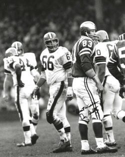 Autographed DON HULTZ 8X10 Philadelphia Eagles Photo