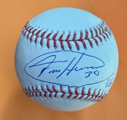 Autographed FELIX HERNANDEZ Official Rawlings Major League Baseball Beckett Witnessed