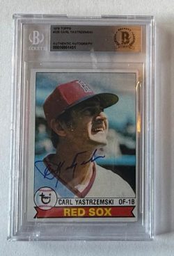 Signed 1979 Topps Carl Yastrzemski Boston Red Sox card #320 Beckett Slabbed