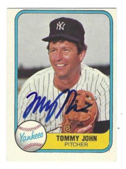 Autographed TOMMY JOHN New York Yankees 1981 Fleer card