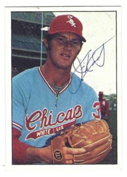 Autographed JIM KAAT Chicago White Sox 1975 SSPC Card