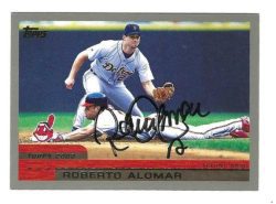 Autographed ROBERTO ALOMAR Cleveland Indians 2000 Topps Card