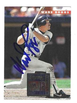Autographed WADE BOGGS New York Yankees 1996 Donruss Card