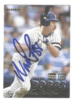 Autographed WADE BOGGS New York Yankees 1997 Fleer Card