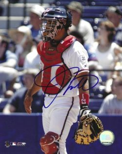 AUTOGRAPHED JOHNNY ESTRADA 8x10 Atlanta Braves Photo