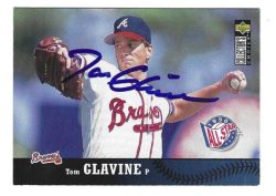 Autographed 1997 Upper Deck Collectors Choice TOM GLAVINE Atlanta Braves Card #35