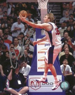 Autographed CHRIS KAMAN Los Angeles Clippers 8x10 Photo
