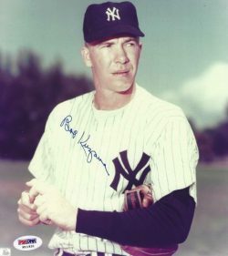 AUTOGRAPHED BOB KUZAVA 8X10 New York Yankees Photo PSA/DNA