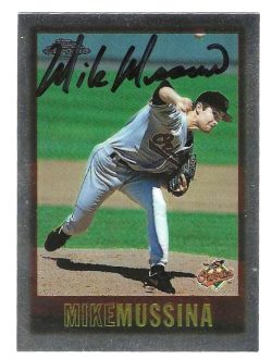 Autographed MIKE MUSSINA Baltimore Orioles 1997 Topps Chrome Card