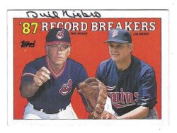 Autographed PHIL NIEKRO Cleveland Indians 1988 Topps Card