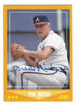 Autographed PHIL NIEKRO Atlanta Braves 1988 Score Card