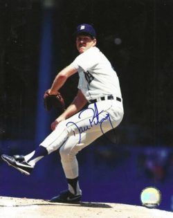AUTOGRAPHED DAN PETRY 8x10 Detroit Tigers Photo