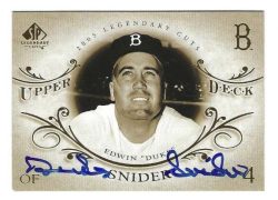 Autographed  DUKE SNIDER Brooklyn Dodgers 2005 Upper Deck SP Legendary Cuts Card
