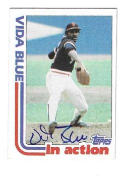 Autographed VIDA BLUE San Francisco Giants 1982 Topps Card