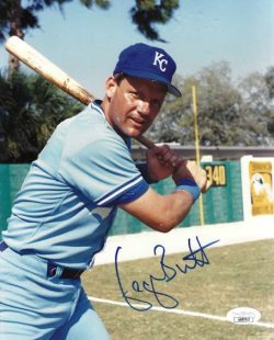 AUTOGRAPHED GEORGE BRETT 8x10 Kansas City Royals Photo JSA