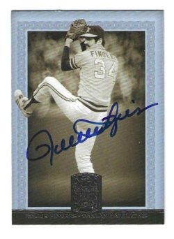 Autographed ROLLIE FINGERS Oakland A's 2005 Donruss Greats Card