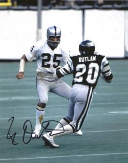 AUTOGRAPHED JOHN OUTLAW 8x10 Philadelphia Eagles Photo