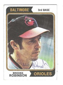 Autographed BROOKS ROBINSON Baltimore Orioles 1974 Topps Card