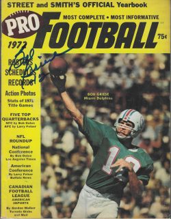 Autographed BOB GRIESE Miami Dolphins Street & Smith's Yearbook Magazine 1972