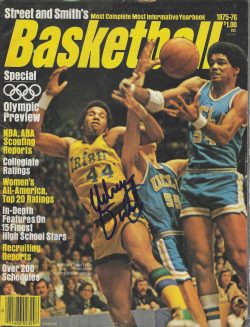 Autographed ADRIAN DANTLEY Notre Dame Fighting Irish Street & Smith's 1975-76 Yearbook