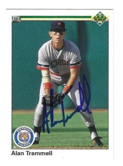 Autographed ALAN TRAMMELL Detroit Tigers 1990 Upper Deck Card