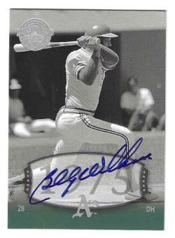 Autographed BILLY WILLIAMS Oakland A's 2004 Upper Deck Timless Teams Card