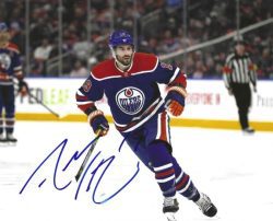 Autographed ADAM HENRIQUE 8X10 Edmonton Oilers Photo